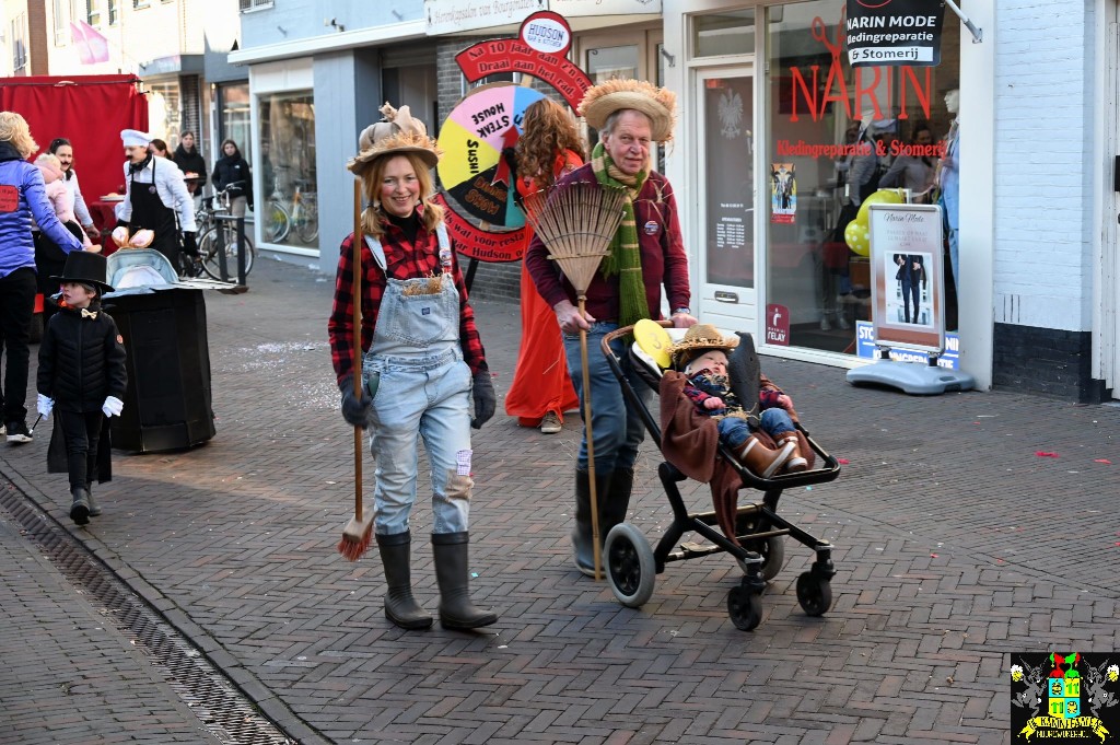 ../Images/Kinderoptocht 2026 100.jpg